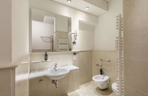 Crocetta-San Lazzaro-Modena Est Hotel | B&B Hotel Modena