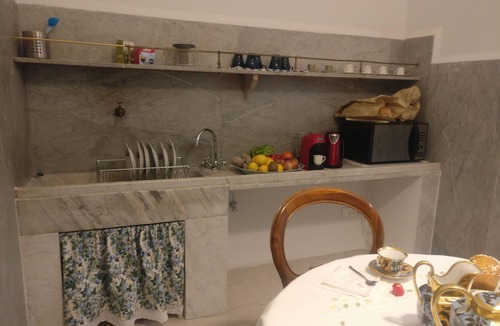 Carrara House | B&B La bottega d'Arte