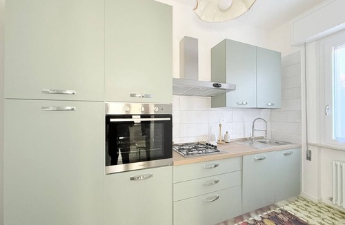 Bellaria-Igea Marina Apartment | B002 - Bellaria, large apartment close to the sea