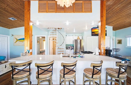 Cutthroat Harbor Estates House | Bahama Breeze in the Keys