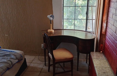 Crenshaw Bed & Breakfast | Baldwin Hills Bed and Breakfast