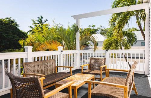 Historic Seaport Apartment | Bananas Foster Guesthouse