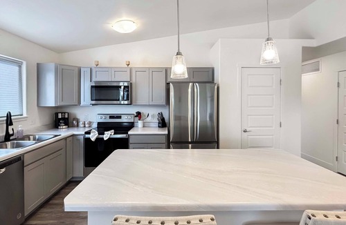 Fruita House | BarknBike Abode Pets Desk Bikes Garage