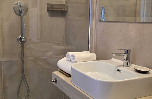 Civitavecchia House | Be Your Home - Guest House Seataly