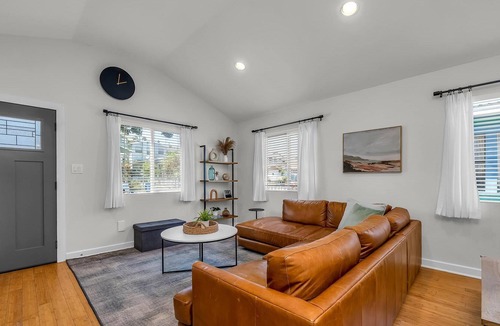 Coastal San Pedro House | Beach Bungalow in Coastal San Pedro