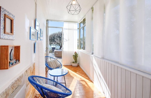 Recco Apartment | Beach front apartment in Recco with WiFi
