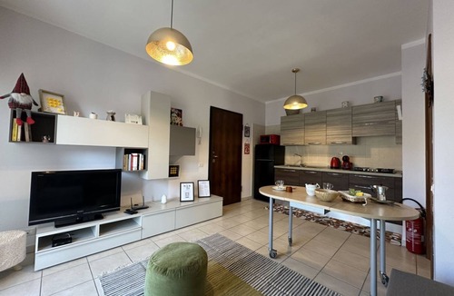 Spotorno Apartment | [Beaches 400m] Free Garage Terrace Smart TV