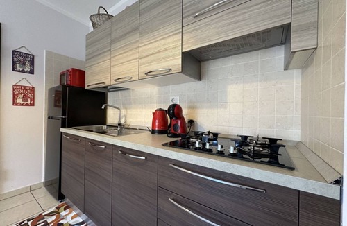 Spotorno Apartment | [Beaches 400m] Free Garage Terrace Smart TV
