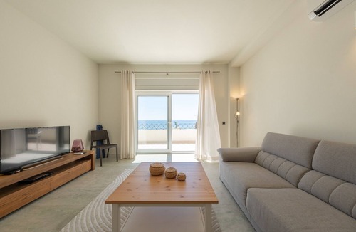 Lagos Apartment | Beachfront modern apartment [55]