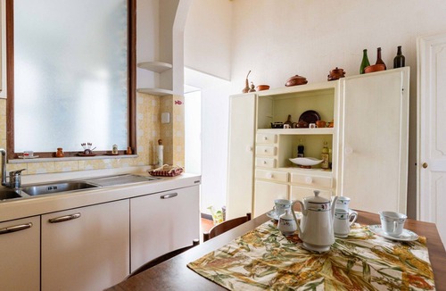 San Bartolomeo al Mare Apartment | Beautiful apartment for 6 people with WIFI, A/C, balcony and pets allowed