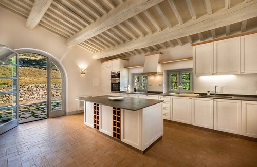 San Casciano dei Bagni Villa | Beautiful private villa for 10 guests with WIFI, A/C, private pool and panoramic view
