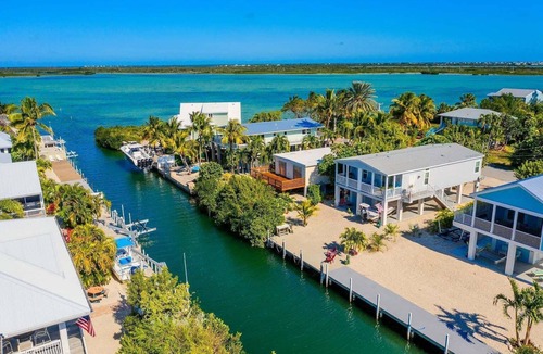 Ramrod Key House | Beautiful 3 Bedroom Canal Home in Ramrod Key, FL with Open Water Views!