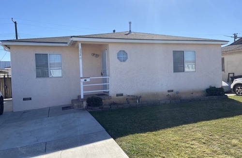 West Rancho Dominguez House | Beautiful 4 bedroom house that sleeps 8 people