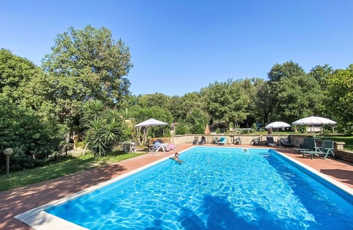 Casale Marittimo Apartment | Beautiful apartment for 4 guests with pool, A/C, WIFI, terrace and pets allowed