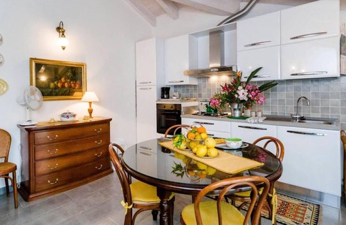 Casarza Ligure Apartment | Beautiful apartment in Casarza Ligure with WiFi