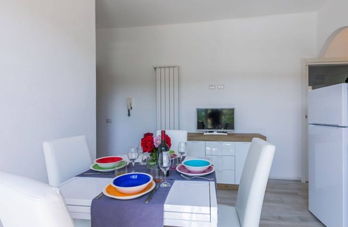 San Vincenzo Apartment | Beautiful apartment for 6 guests with WIFI, TV, balcony and pets allowed