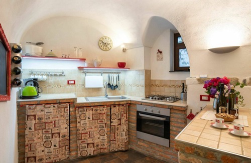 Boscomare Apartment | Beautiful apartment for 4 people with WIFI, A/C, TV, terrace and pets allowed