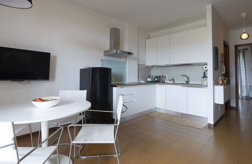 Pietrabruna Apartment | Beautiful apartment for 4 guests with WIFI, TV, balcony and pets allowed