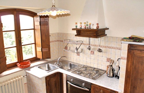 Allerona Apartment | Beautiful apartment for 4 guests with WIFI, pool, TV, patio and pets allowed