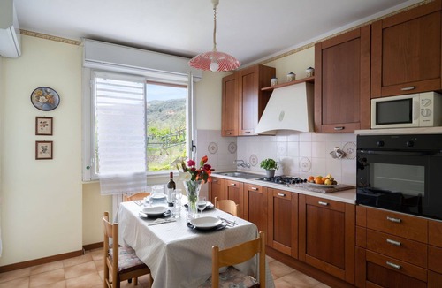 Dolcedo Apartment | Beautiful apartment for 6 people with WIFI, pool, TV and patio