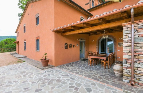 Castagneto Carducci Villa | Beautiful apartment in villa for 4 guests with A/C, pool, WIFI, TV, patio and pets allowed
