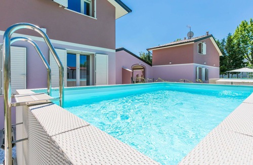 Cecina Apartment | Beautiful apartment for 7 guests with A/C, private pool, WIFI, TV, terrace and pets allowed