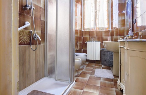 Piombino Apartment | Beautiful apartment with sea view and near the beach