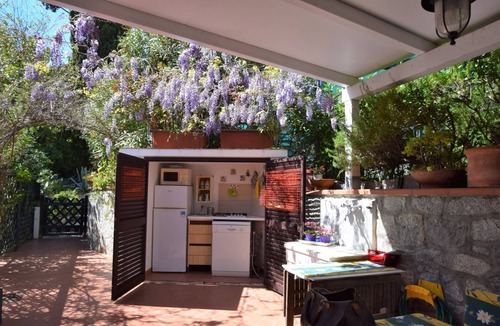 Fetovaia Apartment | Beautiful equipped veranda