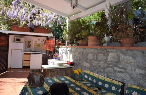 Fetovaia Apartment | Beautiful equipped veranda