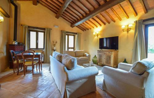 Monte Santa Maria Tiberina House | Beautiful Home In Monte Santa Maria Tibe