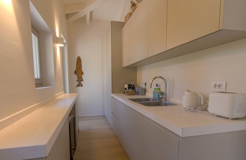 Procchio Villa | Beautiful house overlooking the gulf of Procchio, 50 m from the beach