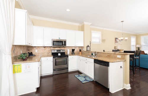 Islamorada House | Beautiful Island Home in Anglers Reef! Ocean front community. Pool & boat slip.