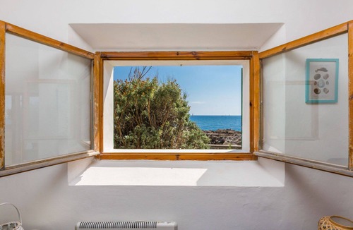 Castiglioncello Apartment | Beautiful apartment for 5 people with patio