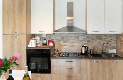 Villanova d'Albenga Apartment | Beautiful apartment for 6 guests with A/C, WIFI, TV and terrace