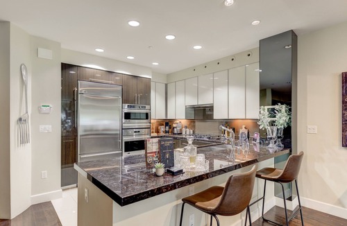 Pico - Robertson Condo | Beautiful large two-bedroom Condo
