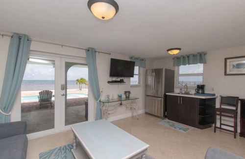 Marathon House | Beautiful Ocean Front View