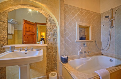Venturina Other | Beautiful private villa with WIFI, private pool, A/C, TV, terrace, panoramic view and parking