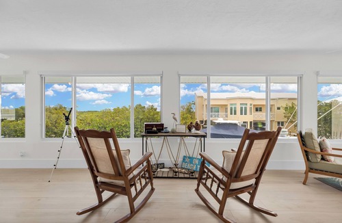 Layton House | Beautiful Pool Home Located in a Quiet Neighborhood