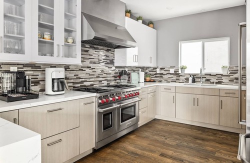 Hollywood Hills Villa | Beautiful Private Designer Home in Hollywood Hills