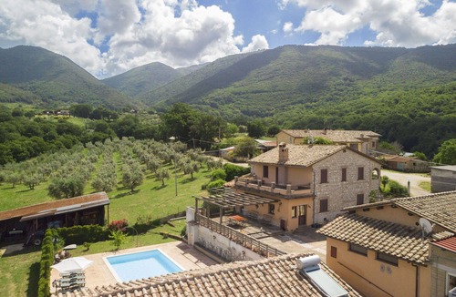 Casperia Villa | Beautiful private villa for 6 people with WIFI, private pool, TV, terrace and pets allowed