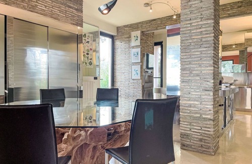 Spoltore Villa | Beautiful private villa with private pool, WIFI, A/C, TV, patio, pets allowed and panoramic view