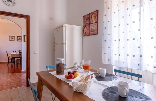 Pitigliano House | Beautiful private villa for 5 people with WIFI, A/C, TV and patio