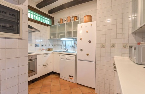 Ansedonia House | Beautiful private villa for 8 guests with A/C, WIFI, TV, patio and pets allowed