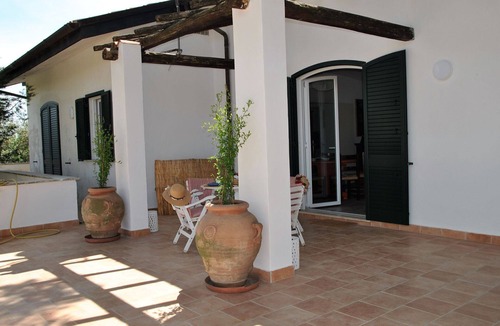 Sperlonga Villa | Beautiful private villa for 6 guests with WIFI, A/C, patio and pets allowed