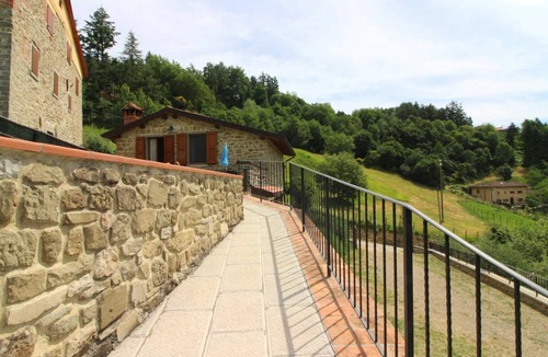 Stia Villa | Beautiful private villa for 7 guests with WIFI, private pool, TV, terrace, pets allowed and park...