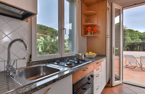 Cavo House | Beautiful private villa for 4 people with TV, terrace and pets allowed