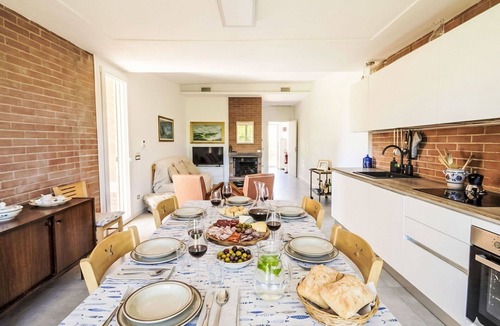Foce Verde Villa | Beautiful private villa for 6 people with WIFI, A/C, TV, patio and pets allowed