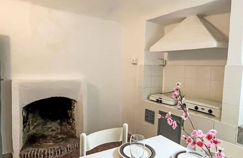 Prela House | Beautiful villa for 6 people with TV, terrace, pets allowed, panoramic view and parking