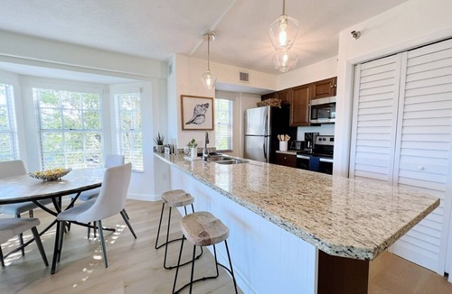 Blue Harbor Club Condo | BEAUTIFULLY DESIGNED OCEANFRONT CONDO