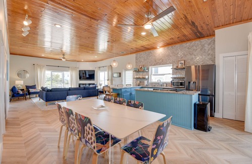Cutthroat Harbor Estates House | Beautifully Renovated with Stunning Sunset Views and Dockage!